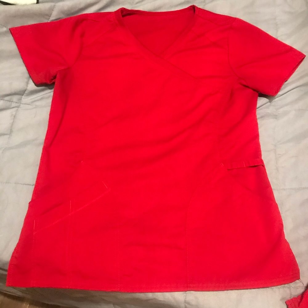 Red Scrub star top & bottom